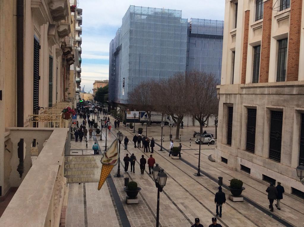 Suite Le Perle Taranto Bagian luar foto