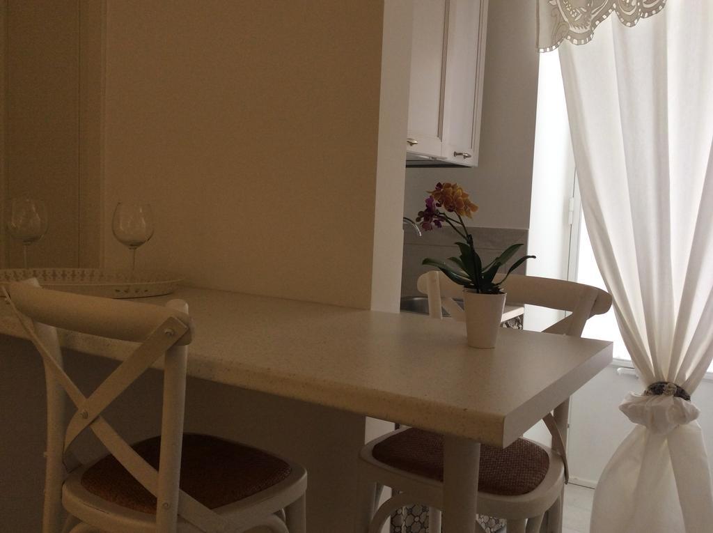 Suite Le Perle Taranto Bagian luar foto