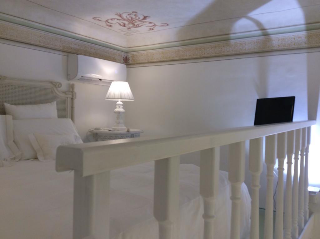 Suite Le Perle Taranto Ruang foto