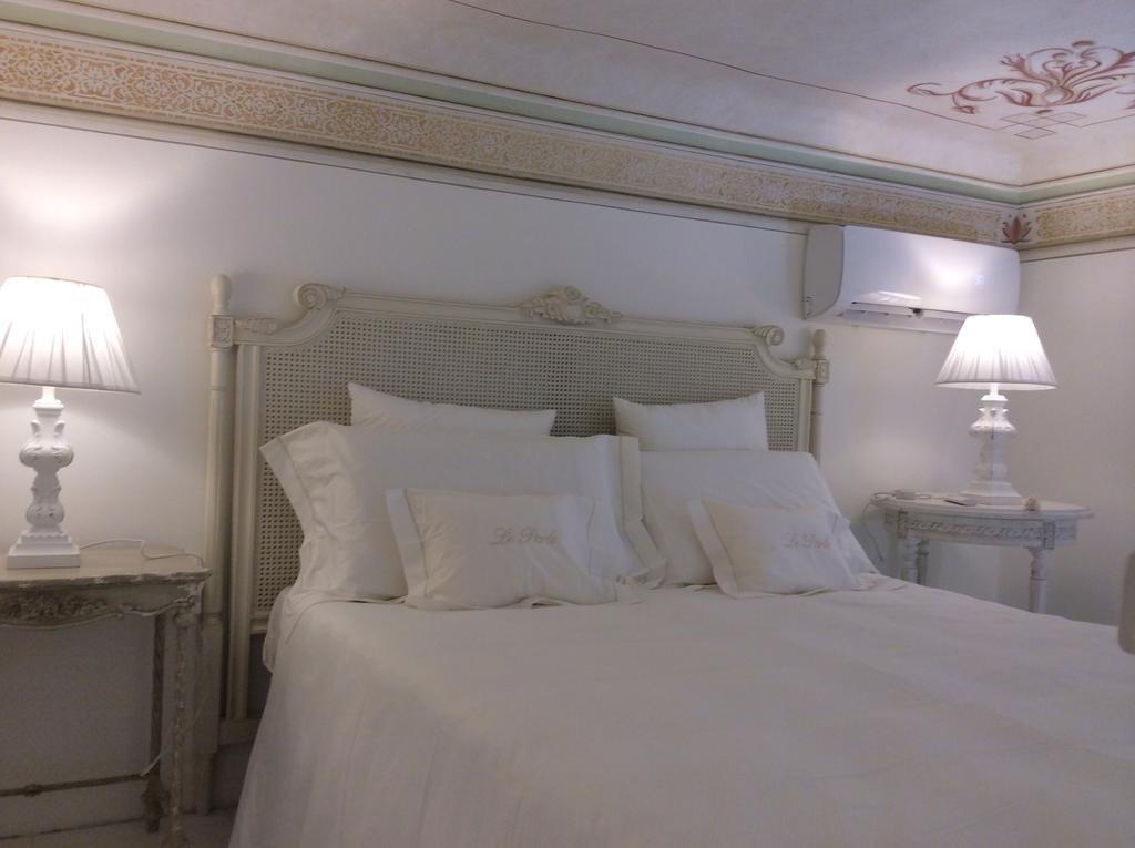 Suite Le Perle Taranto Ruang foto